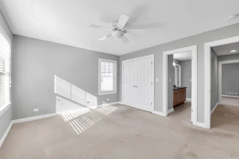 $1,199,990 | 141 Walnut Street, Libertyville, IL 60048