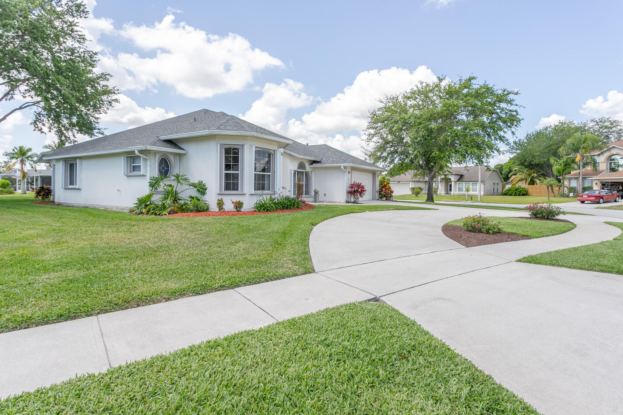 1184 Meadow Lake Road Rockledge, FL 32955 - Photo 4 of 39 Front -2-2