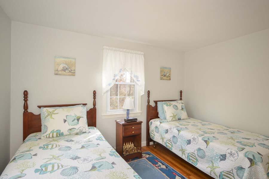 76 Beverly Road West Yarmouth, MA 02673 - Photo 13 of 23 20220113170643327333000000-o