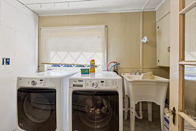 $199,000 | 18 Pleasant Street, Waterville, ME 04901