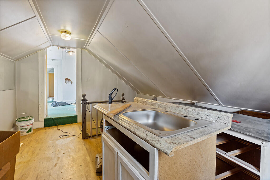 18 Pleasant Street Waterville, ME 04901 - Photo 30 of 61 36_BP5A0042_DxO_mls