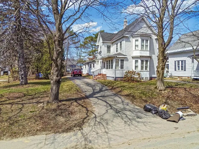 $199,000 | 18 Pleasant Street, Waterville, ME 04901