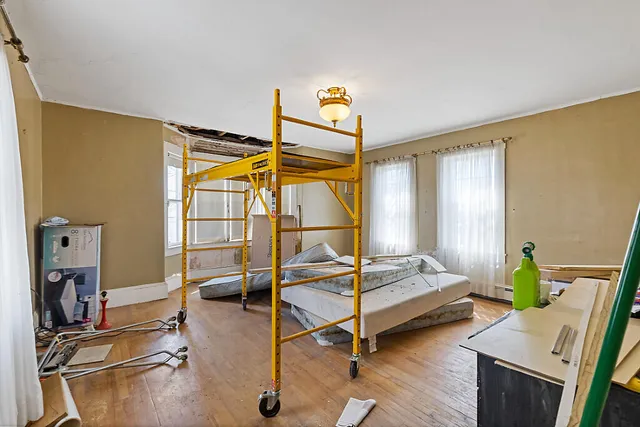 $199,000 | 18 Pleasant Street, Waterville, ME 04901