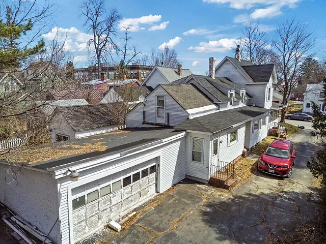 $199,000 | 18 Pleasant Street, Waterville, ME 04901