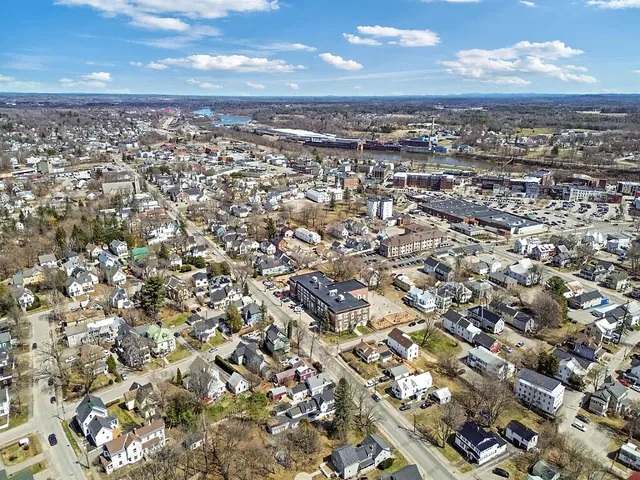 $199,000 | 18 Pleasant Street, Waterville, ME 04901