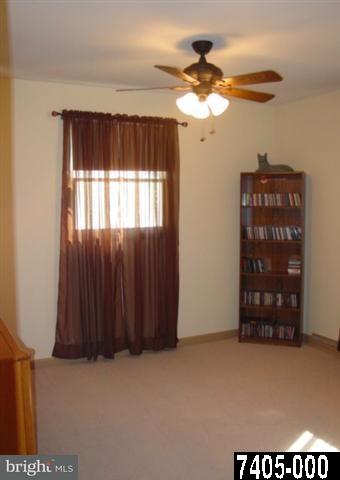 697 East Butter Road York, PA 17406 - Photo 15 of 33 Gallery Image 15