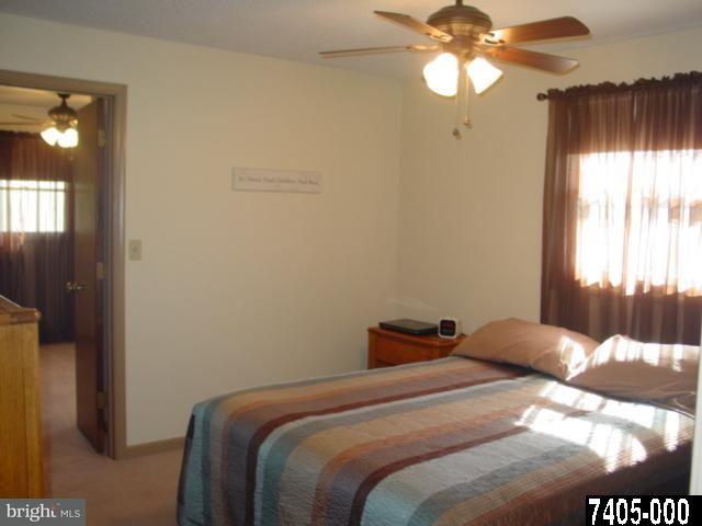 697 East Butter Road York, PA 17406 - Photo 16 of 33 Gallery Image 16