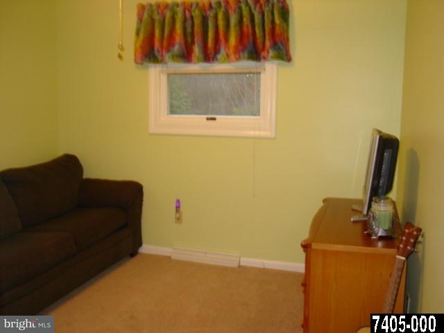 697 East Butter Road York, PA 17406 - Photo 18 of 33 Gallery Image 18