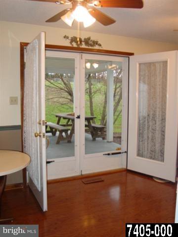 697 East Butter Road York, PA 17406 - Photo 23 of 33 Gallery Image 23