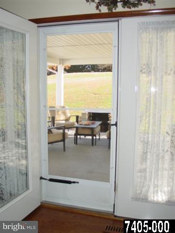 697 East Butter Road York, PA 17406 - Photo 24 of 33 Gallery Image 24