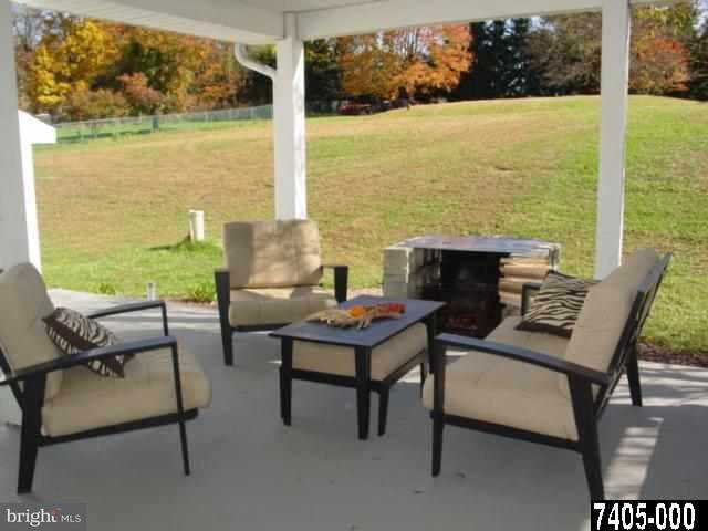 697 East Butter Road York, PA 17406 - Photo 27 of 33 Gallery Image 27
