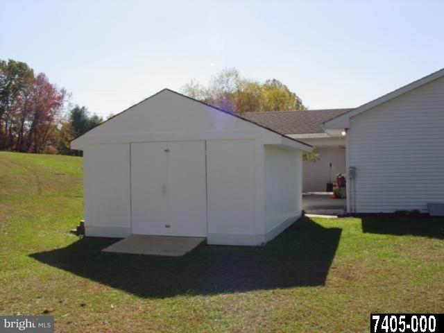 697 East Butter Road York, PA 17406 - Photo 30 of 33 Gallery Image 30