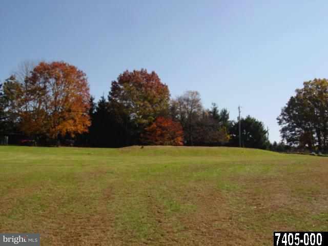697 East Butter Road York, PA 17406 - Photo 33 of 33 Gallery Image 33