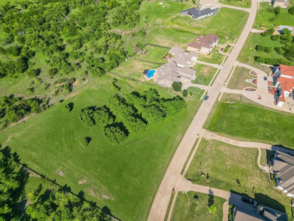 3248 Koscher Drive Grand Prairie, TX 75104 - Photo 25 of 26 a view of a garden