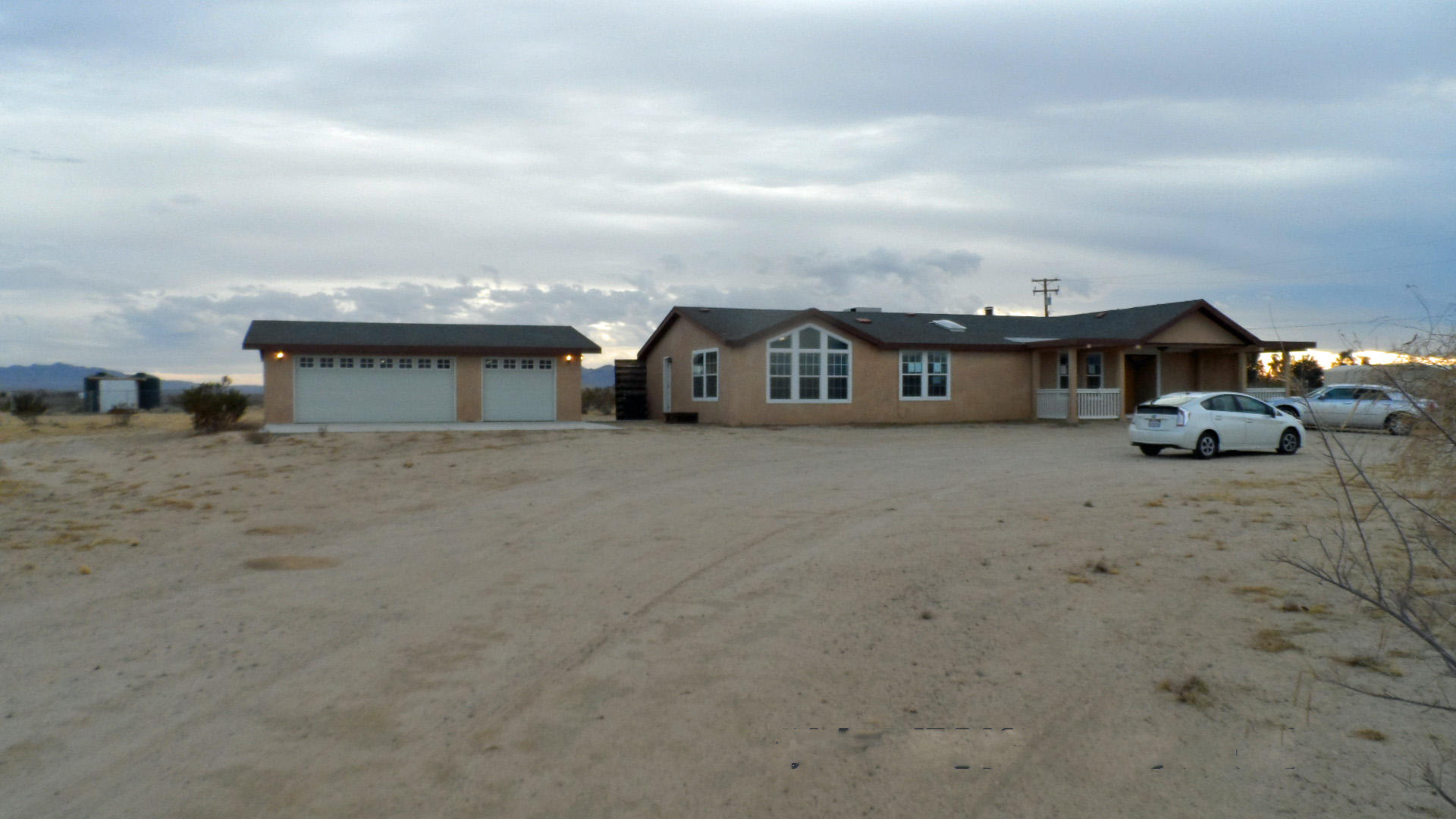 3681 West Ward Avenue Ridgecrest, CA 93555 - Photo 1 of 11 Front