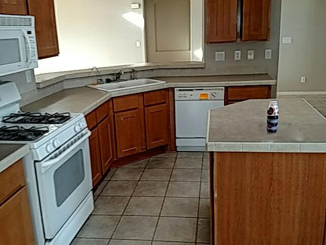 3681 West Ward Avenue Ridgecrest, CA 93555 - Photo 7 of 11 kitchen mls