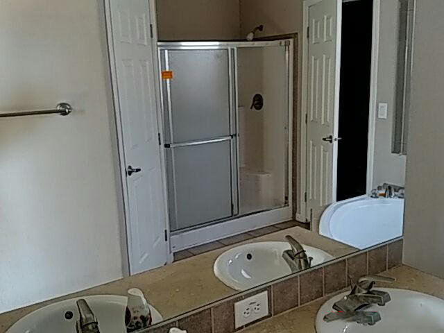 3681 West Ward Avenue Ridgecrest, CA 93555 - Photo 8 of 11 Master bath 2 mls