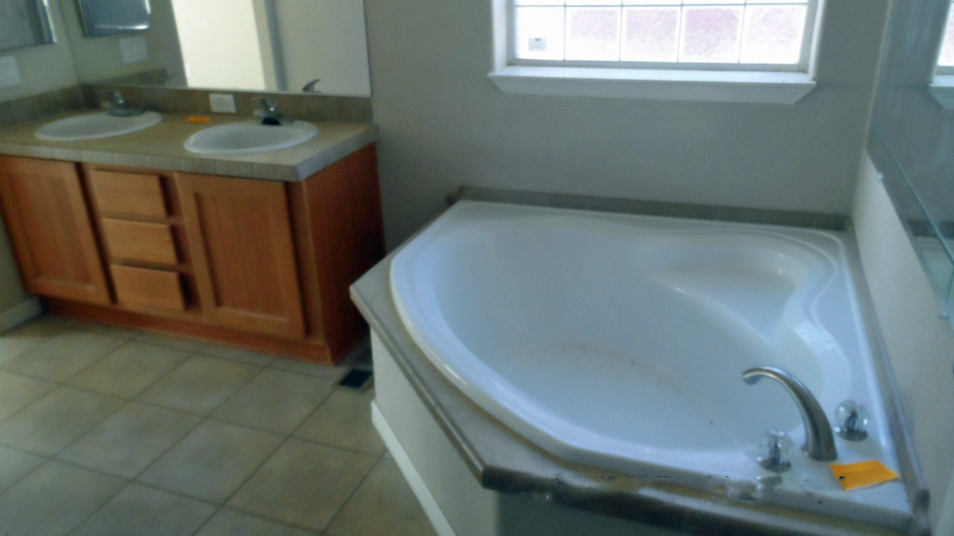 3681 West Ward Avenue Ridgecrest, CA 93555 - Photo 10 of 11 Master bath mls
