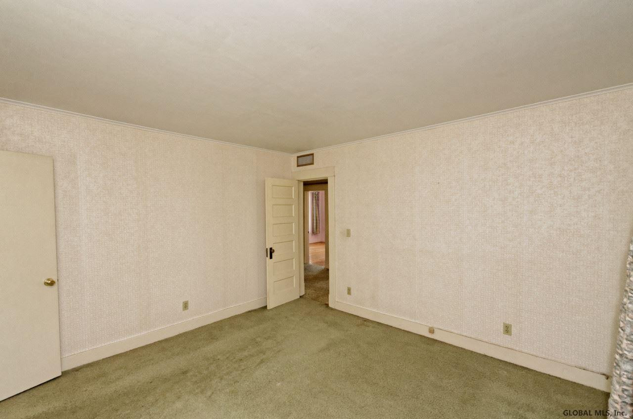 1111 Ardsley Road Schenectady, NY 12308 - Photo 22 of 25 Photo 22