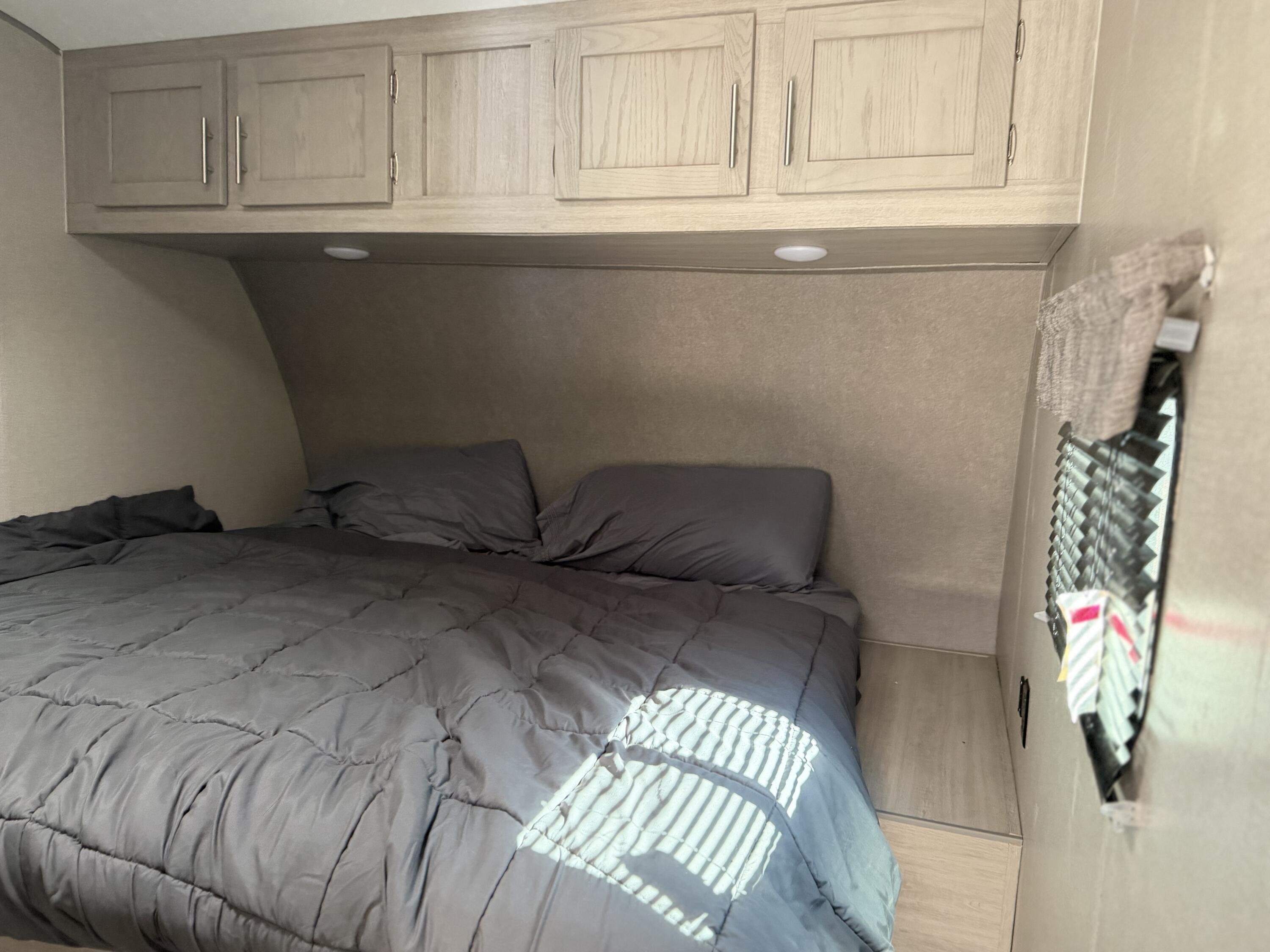 40 Trail End Lincoln, ME 04457 - Photo 16 of 32 17186C5E-F28E-4C0B-887D-62C7FC20B5CE-IMG