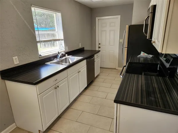 $1,525 | 5219 17th Avenue South, Unit 5219, Gulfport, FL 33707