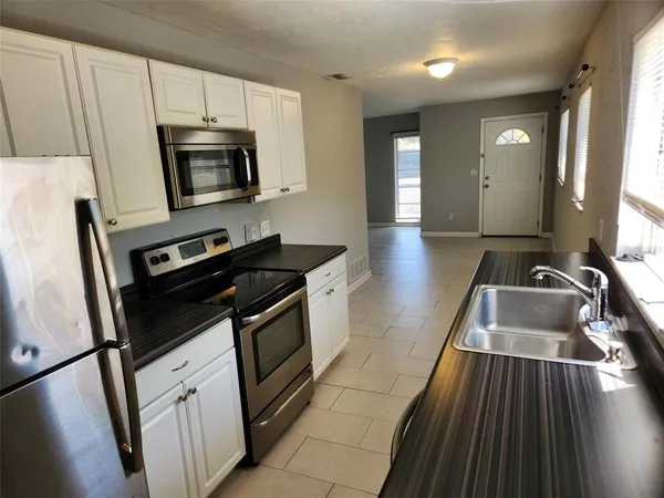 $1,525 | 5219 17th Avenue South, Unit 5219, Gulfport, FL 33707