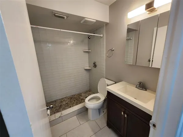$1,575 | 5219 17th Avenue South, Unit 5219, Gulfport, FL 33707