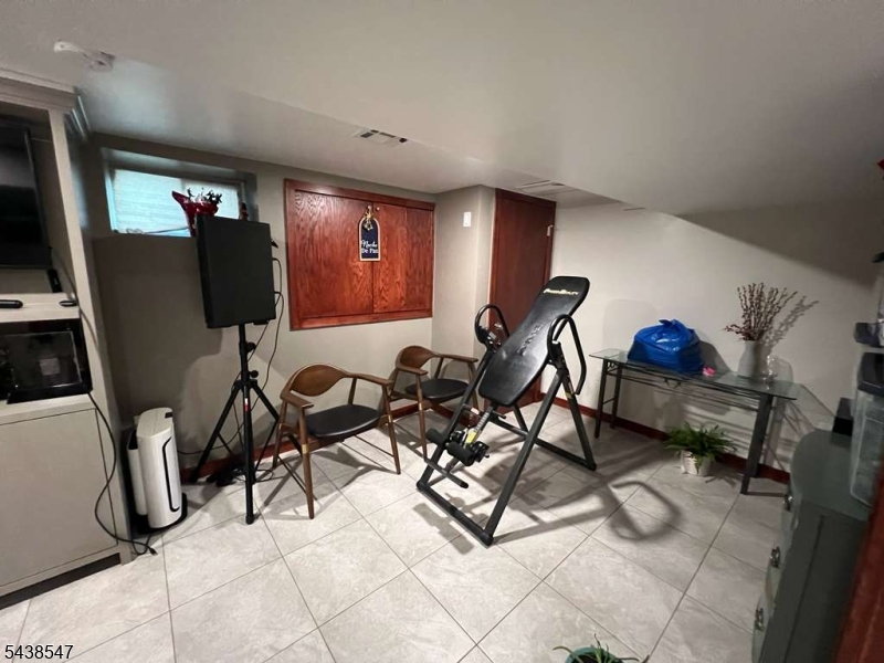 736 Pennington Street Elizabeth, NJ 07202 - Photo 24 of 31