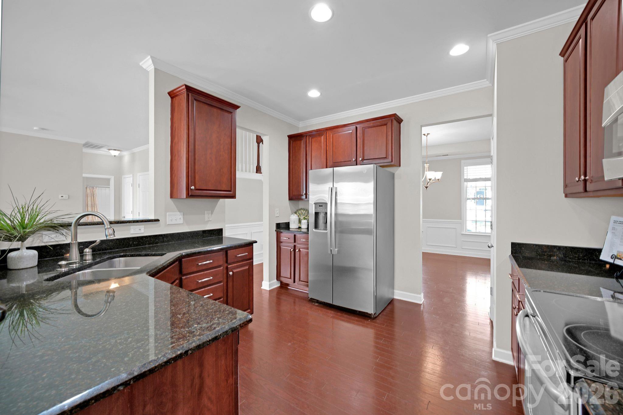 5072 Gladiola Way Tega Cay, SC 29708 - Photo 10 of 40 Gallery Image 10