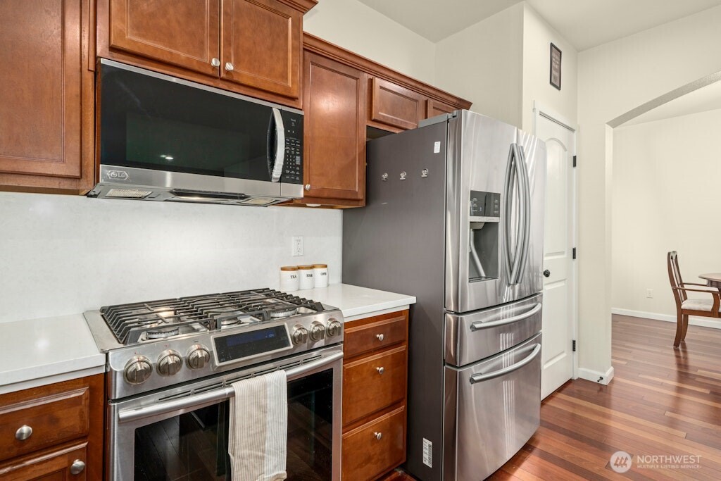 4915 Northeast 5th Street Renton, WA 98059 - Photo 14 of 36 Gallery Image 14