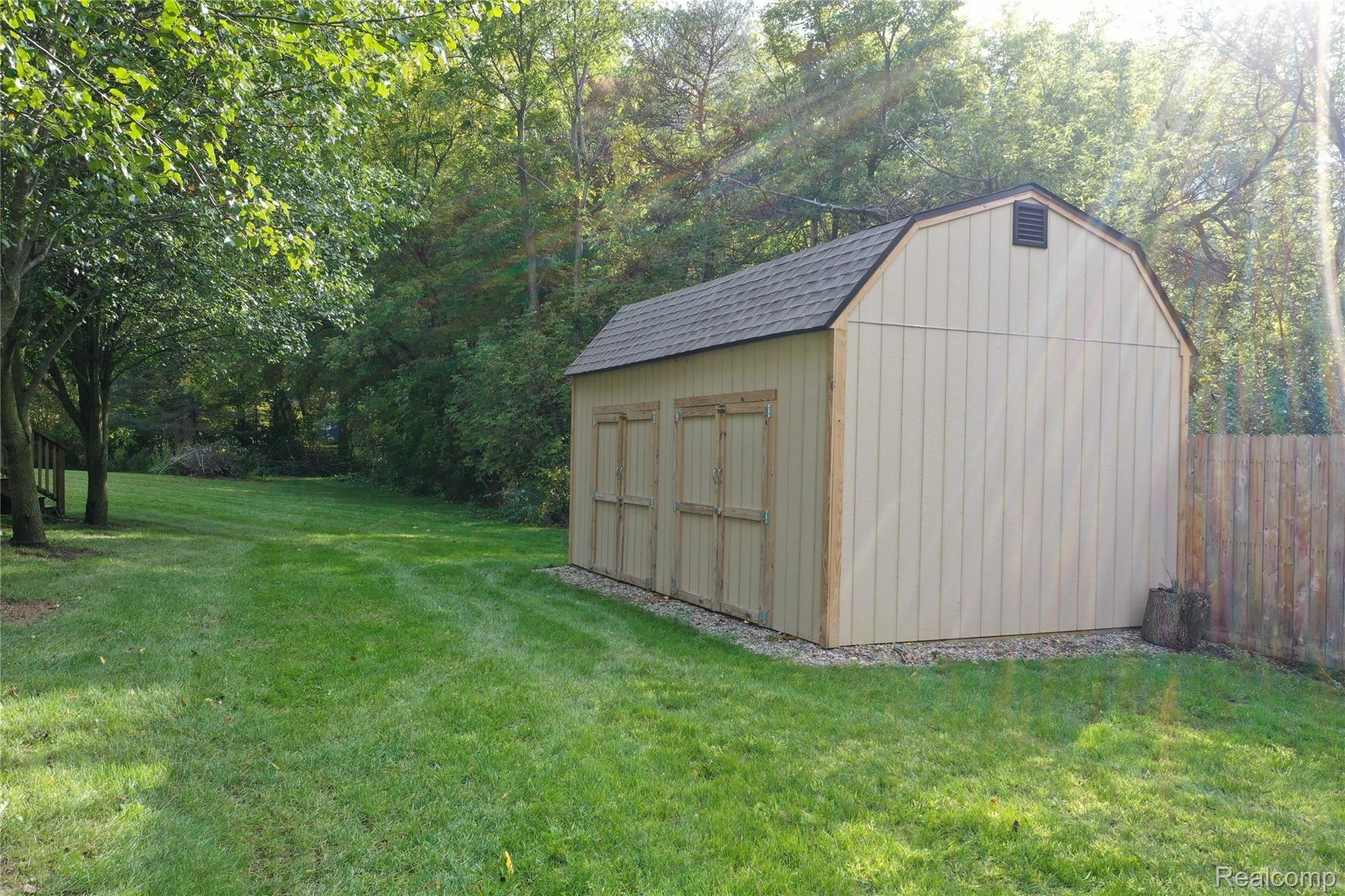 11168 Green Road Goodrich, MI 48438 - Photo 21 of 25 org_64d9cbae18f0701a_1601843238000.jpg