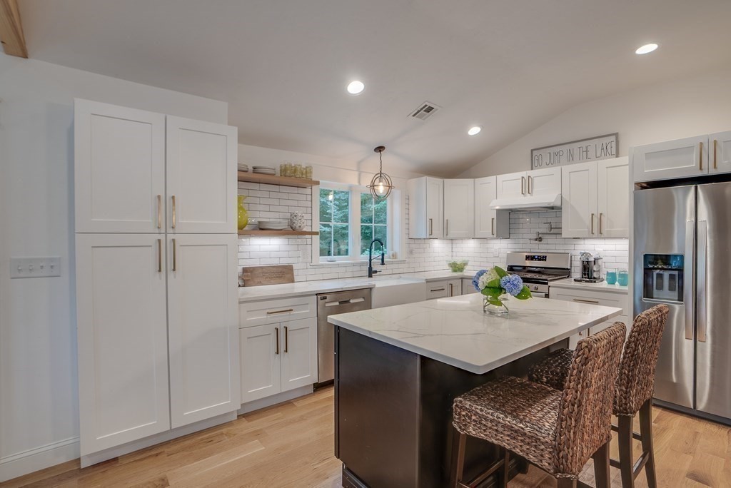 27 Lake Attitash Road Amesbury, MA 01913 - Photo 12 of 42 Gallery Image 12