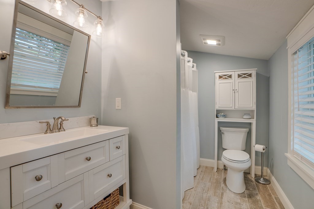27 Lake Attitash Road Amesbury, MA 01913 - Photo 24 of 42 Gallery Image 24