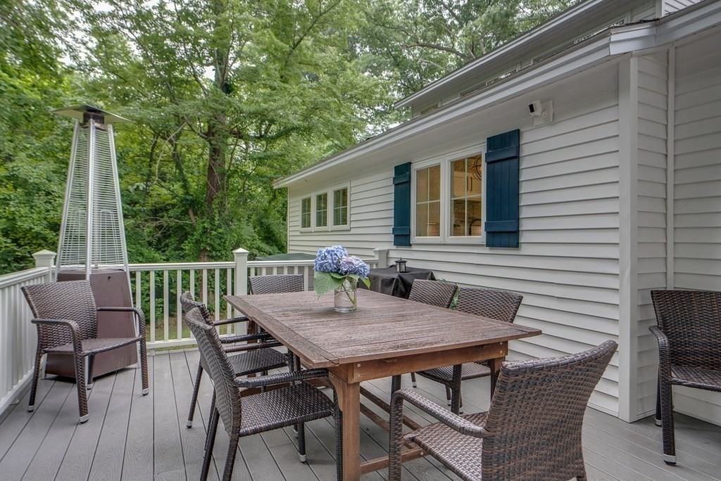 27 Lake Attitash Road Amesbury, MA 01913 - Photo 5 of 42 Gallery Image 5