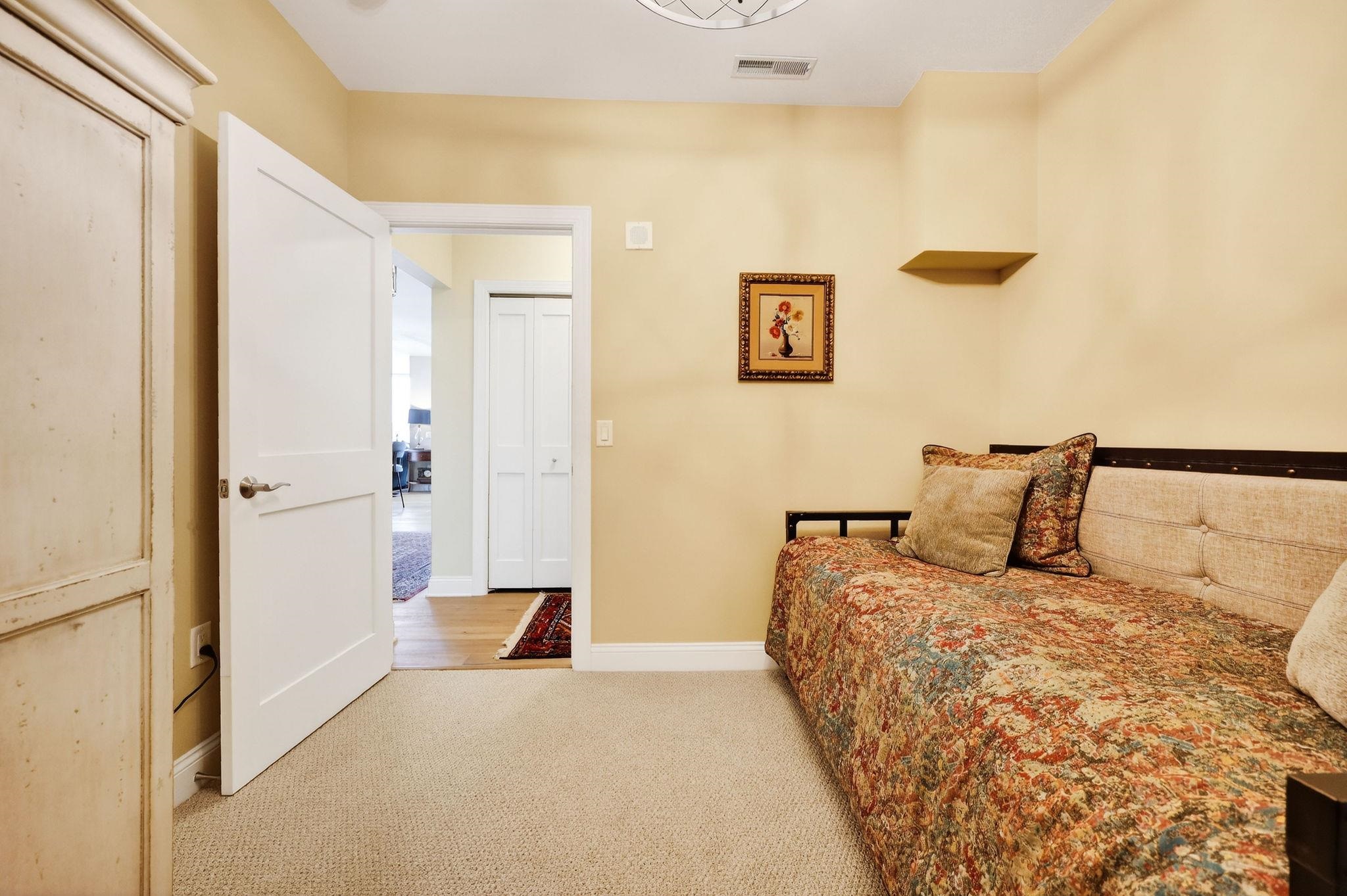 625 North Segoe Road, Unit 900 Madison, WI 53705 - Photo 36 of 57
