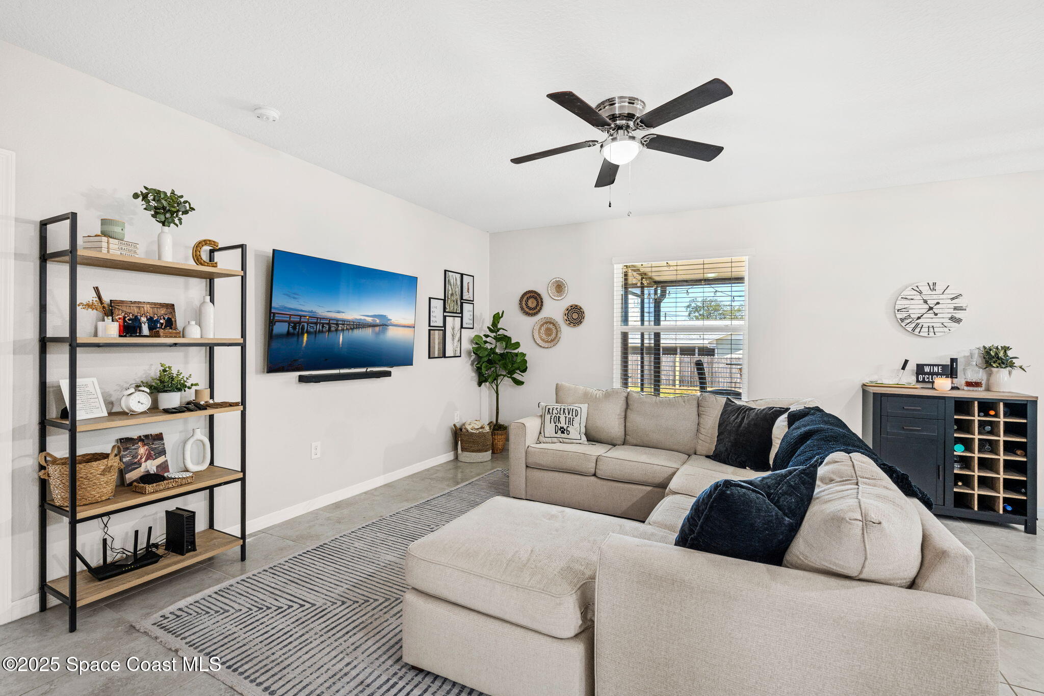 6162 Rena Avenue Cocoa, FL 32927 - Photo 6 of 42 Living Room