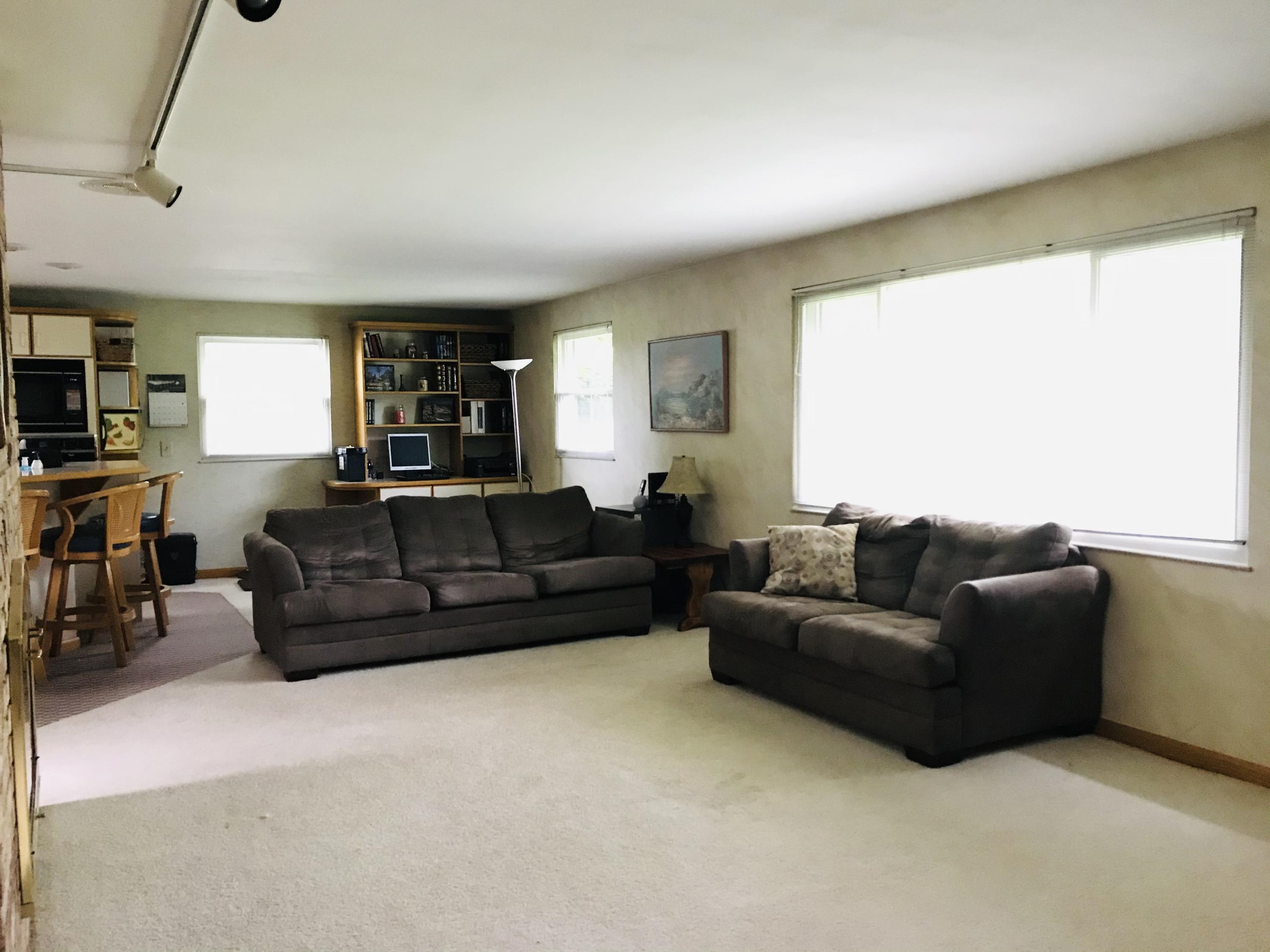 2021 Old Coach Road Springfield, OH 45505 - Photo 14 of 41