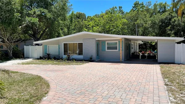 $2,750 | 2504 South Milmar Drive, Sarasota, FL 34237