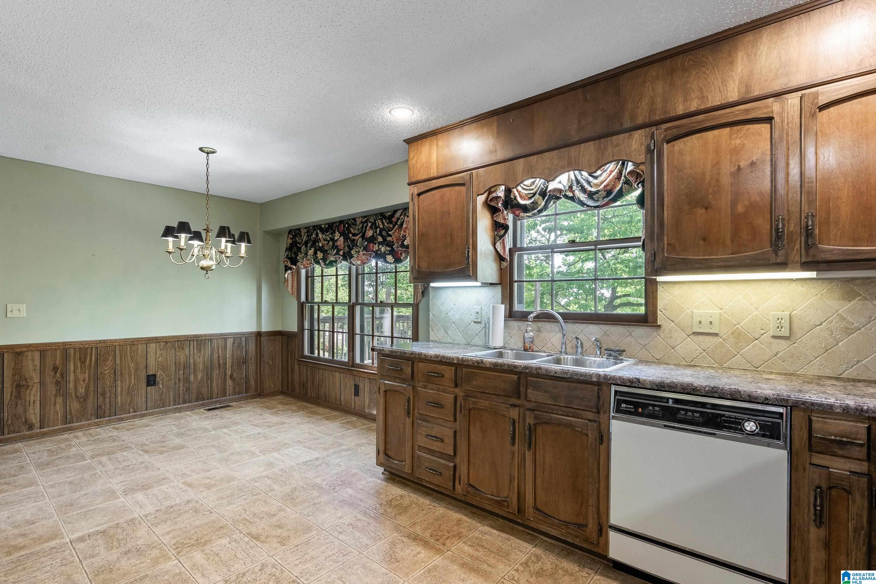 123 Shades Crest Road Hoover, AL 35226 - Photo 10 of 35 Gallery Image 10