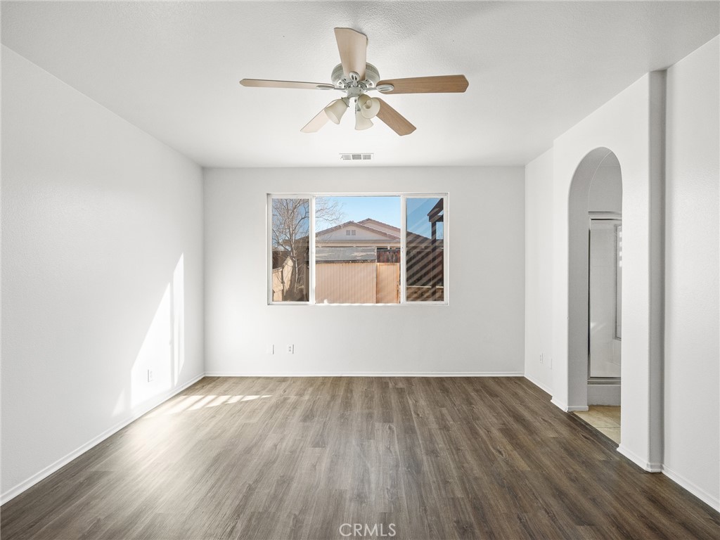 12357 Luna Road Victorville, CA 92392 - Photo 23 of 35