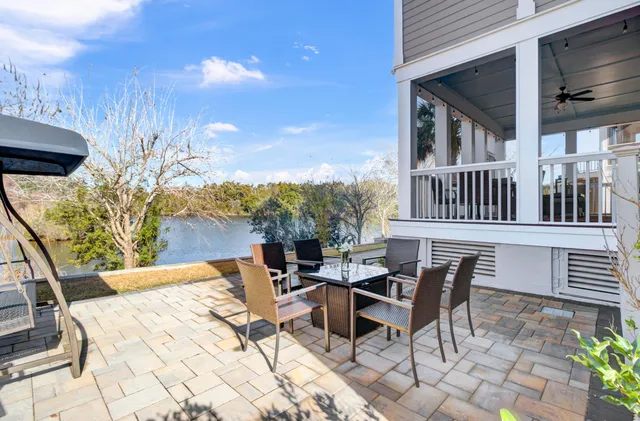$1,790,000 | 1615 Paradise Lake Drive, Mount Pleasant, SC 29464
