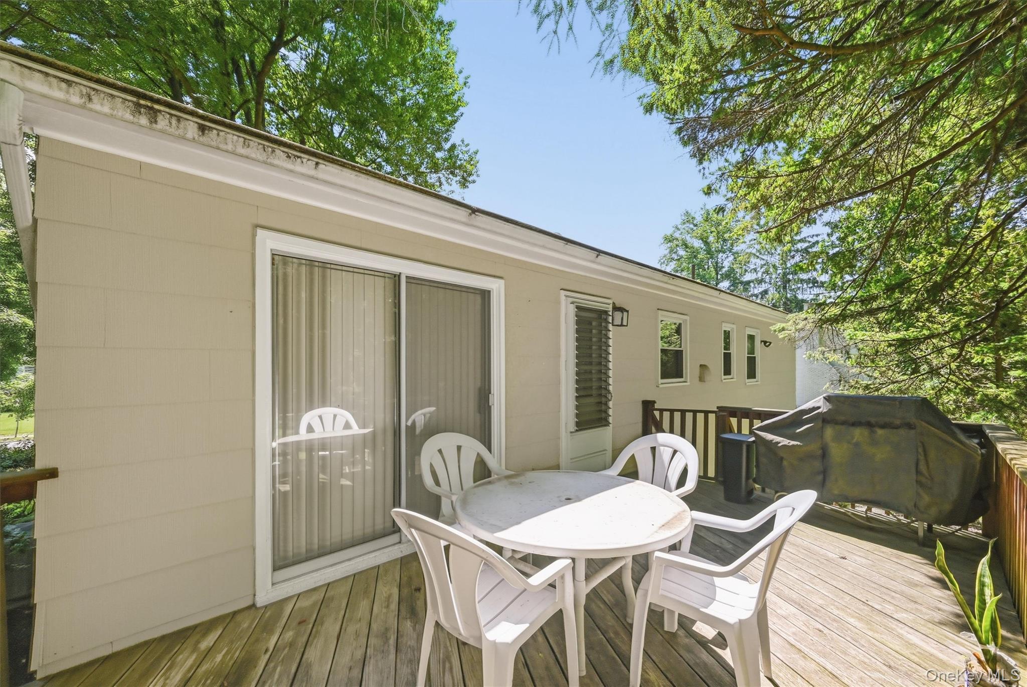 42 Sandy Brook Drive Spring Valley, NY 10977 - Photo 34 of 43