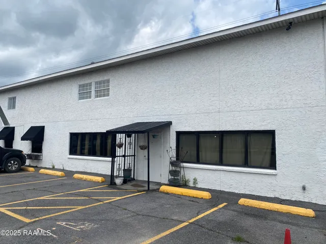 $775 | 587 Southeast Florida Se Denham Springs, Unit A, Denham Springs, LA 70726