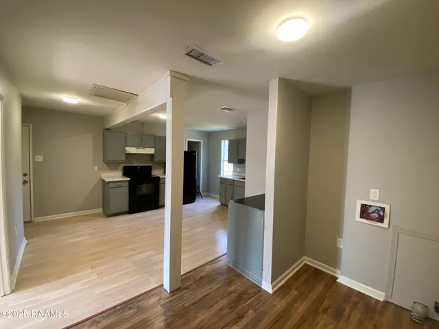 $775 | 587 Southeast Florida Se Denham Springs, Unit A, Denham Springs, LA 70726