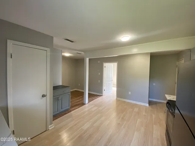 $775 | 587 Southeast Florida Se Denham Springs, Unit A, Denham Springs, LA 70726