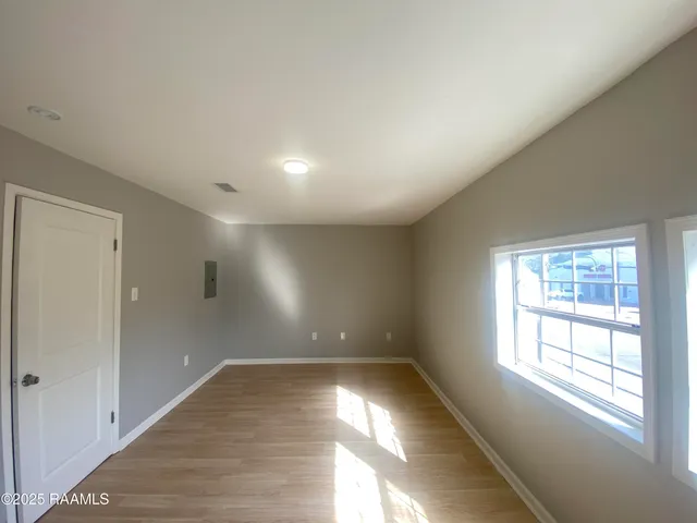 $775 | 587 Southeast Florida Se Denham Springs, Unit A, Denham Springs, LA 70726