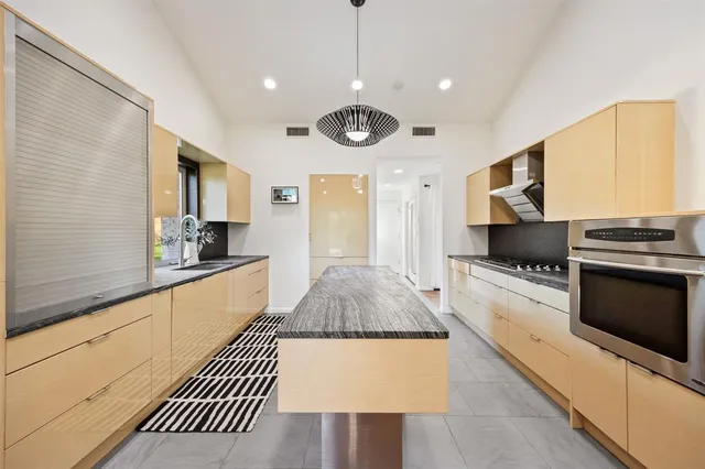 a view of a entryway