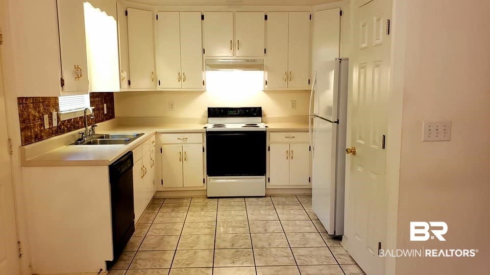 16041 Pine Grove Rd Extension South Bay Minette, AL 36507 - Photo 5 of 19