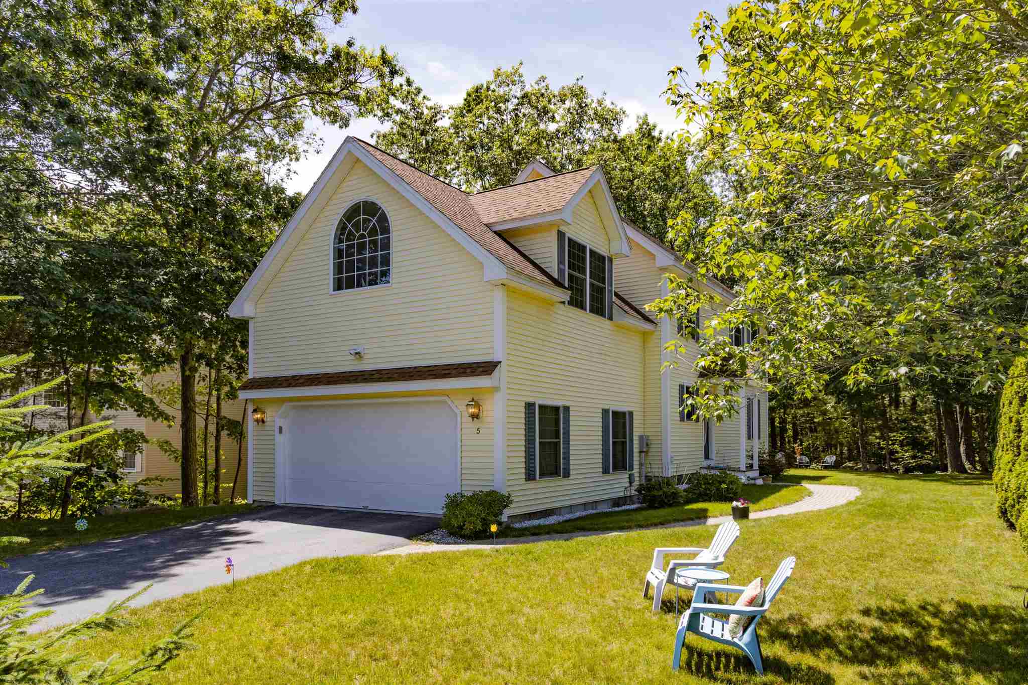 5 Dove Road Hooksett, NH 03106 - Photo 1 of 40