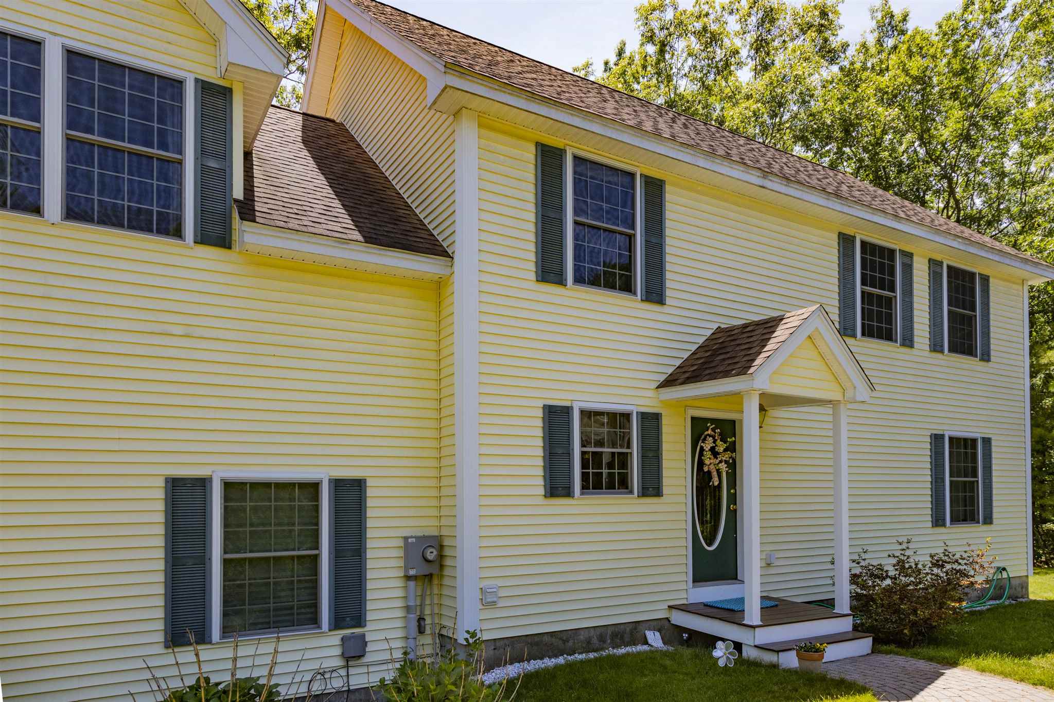 5 Dove Road Hooksett, NH 03106 - Photo 4 of 40